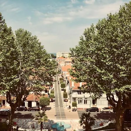 Apartman Grand - Magnifique Bord De